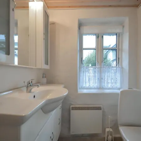 Three-bedroom In Hébergement de vacances *